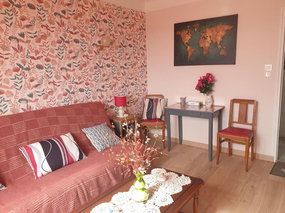 Appartement Avec Grand Jardin Labatut  Bagian luar foto